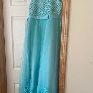 Charming Aqua Kids Dress with Lace Bodice